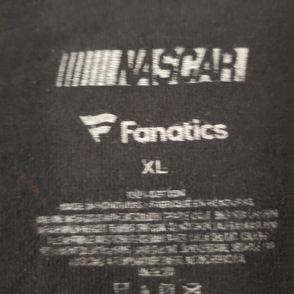 Nascar Martin Truex Jr Racing T-shirt, ladies size XL - Picture 3 of 5